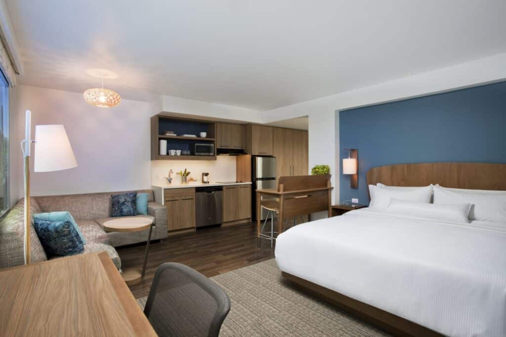 Element by Westin Peninsula Town Center